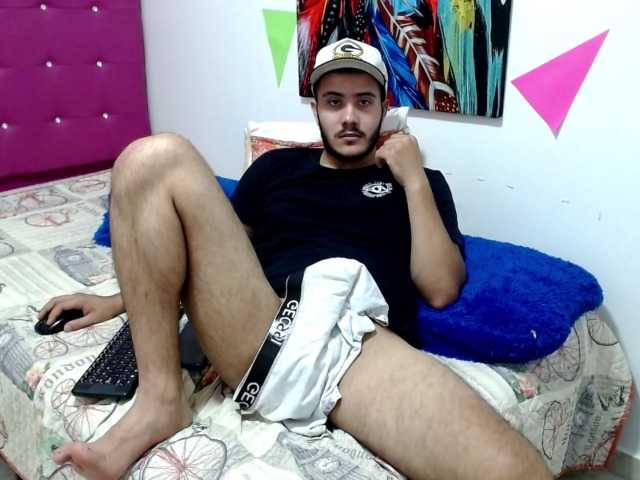 Live sex webcam photo for nebiros-black #275809708