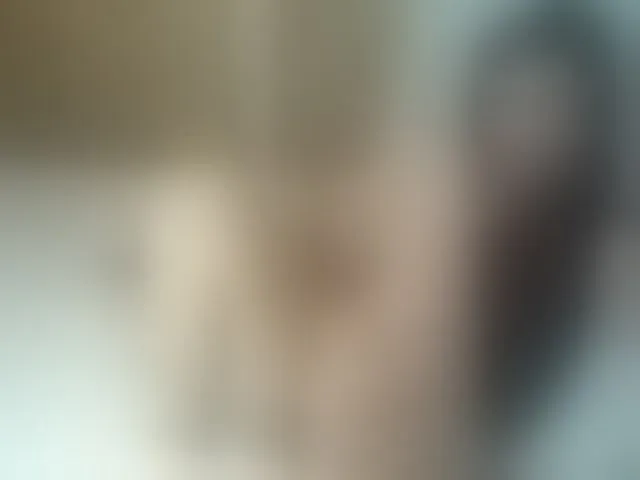 Live sex webcam photo for neereaa #293566182
