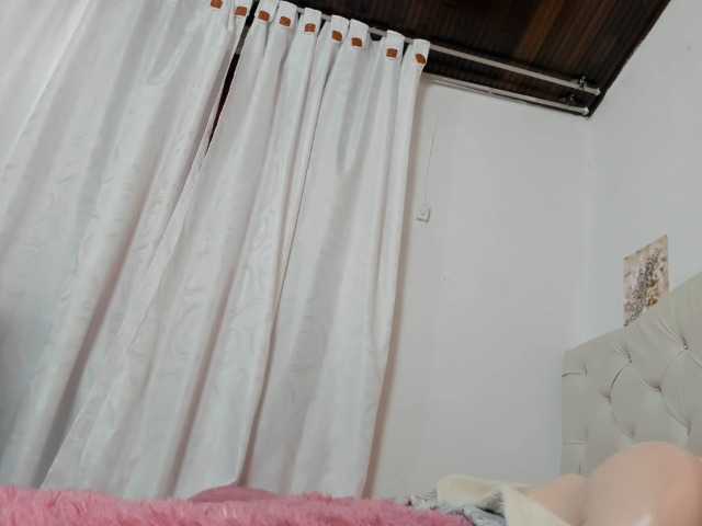 Live sex webcam photo for nenej1 #276328851