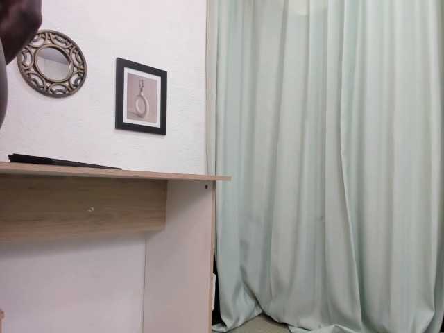 Live sex webcam photo for nenej1 #277750866