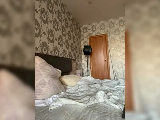 Live sex webcam photo for nensi9941 #276521197