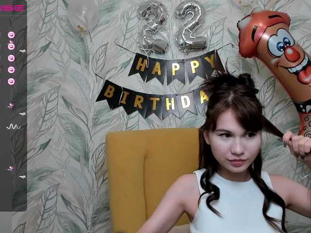 Live sex webcam photo for nensiwwwmay #276010602