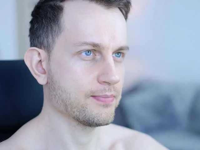 Live sex webcam photo for neonguy #277289768
