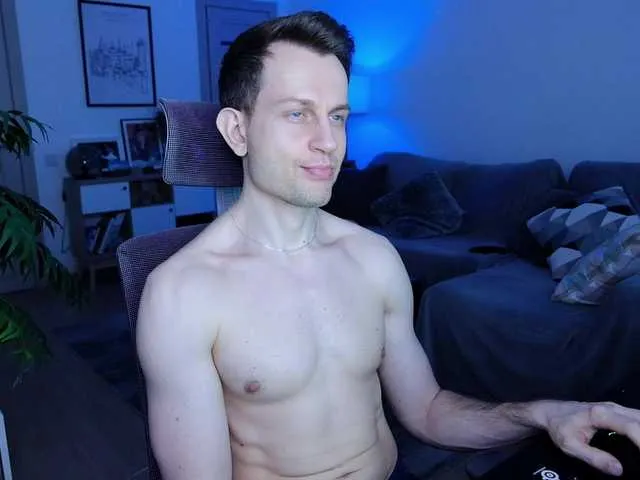 Live sex webcam photo for neonguy #277436182