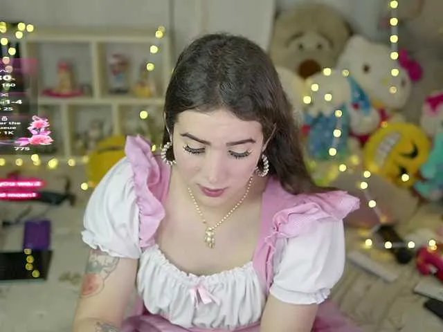 Live sex webcam photo for nerusexy123 #290736566