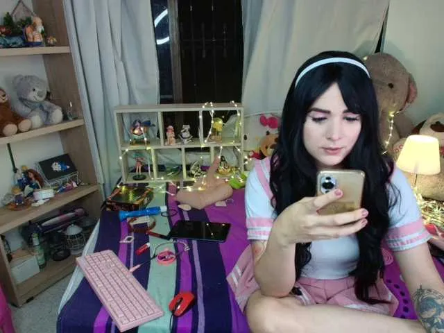 Live sex webcam photo for nerusexy123 #290933179