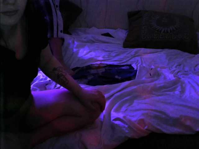 Live sex webcam photo for nessy111 #277543204