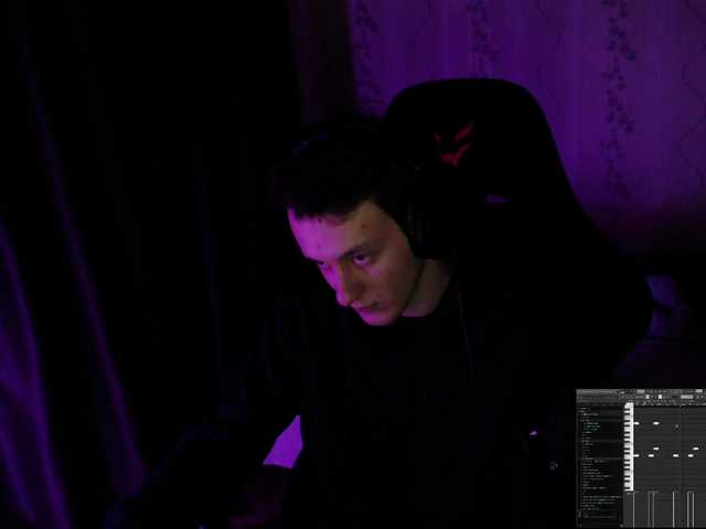 Live sex webcam photo for neverteen #277871335