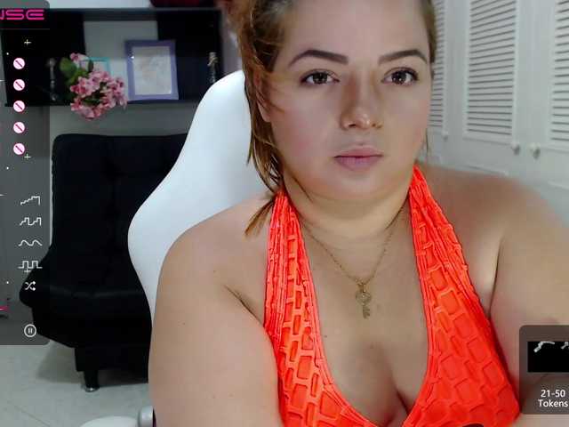 Live sex webcam photo for nia-bbw #273366959