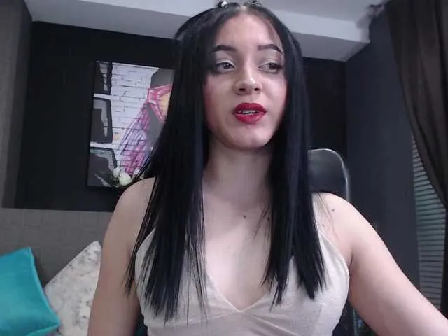 Live sex webcam photo for niasmith #272765882