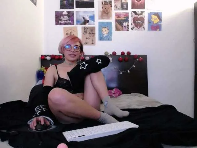 Live sex webcam photo for nickdirty- #276867223