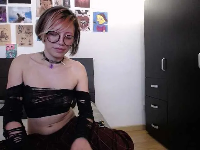 Live sex webcam photo for nickdirty- #277263804