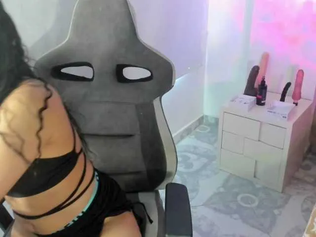 Live sex webcam photo for nicky-smith #277477541