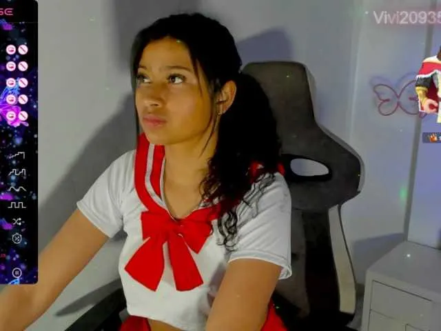 Live sex webcam photo for nicky-smith #277764201