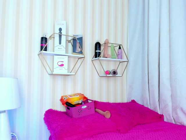 Live sex webcam photo for nickysummer #271728332