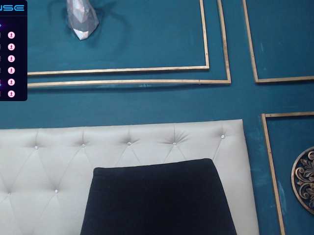 Live sex webcam photo for nicol-botero #275626556