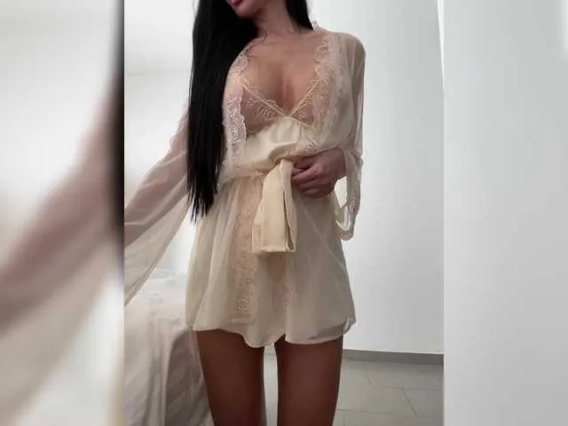 Live sex webcam photo for nicole21x #290354341