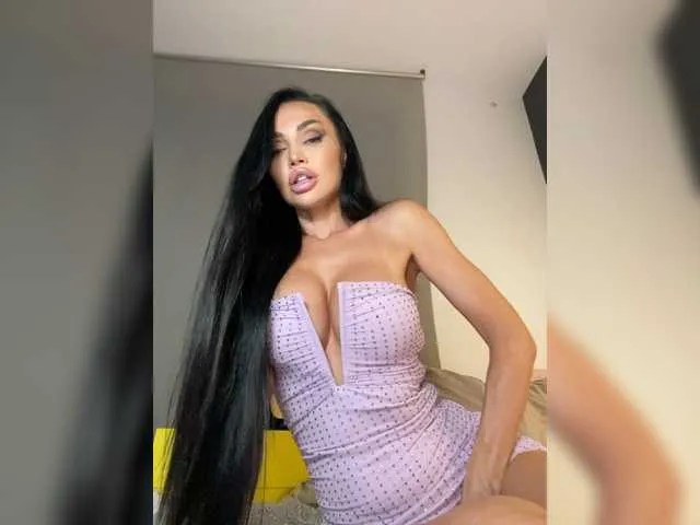 Live sex webcam photo for nicole21x #294224678
