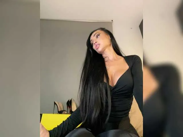 Live sex webcam photo for nicole21x #294250121