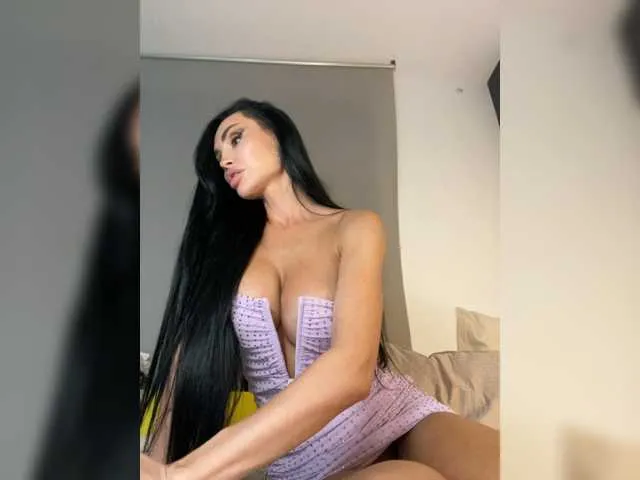 Live sex webcam photo for nicole21x #294258886
