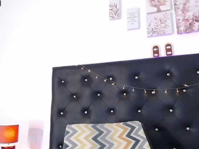 Live sex webcam photo for nicoleg #276111244