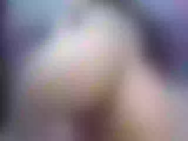 Live sex webcam photo for nicolehot2 #275970972