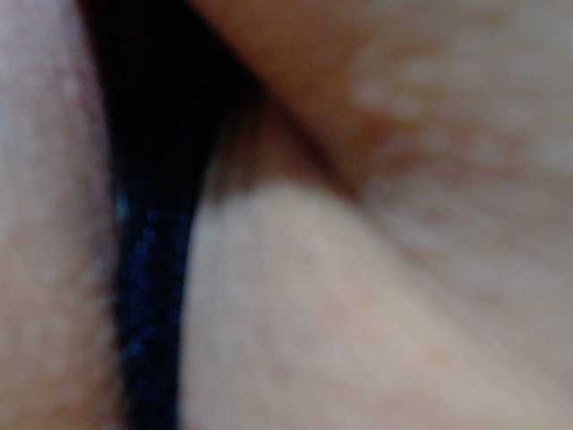 Live sex webcam photo for nicolepetit #272861317