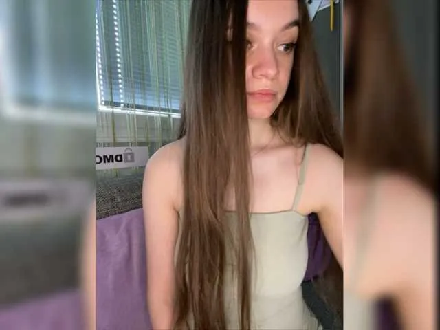Live sex webcam photo for nicolettaa #275466785