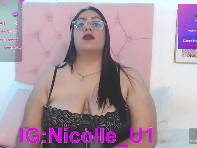 Live sex webcam photo for nicolle1u1 #291209259