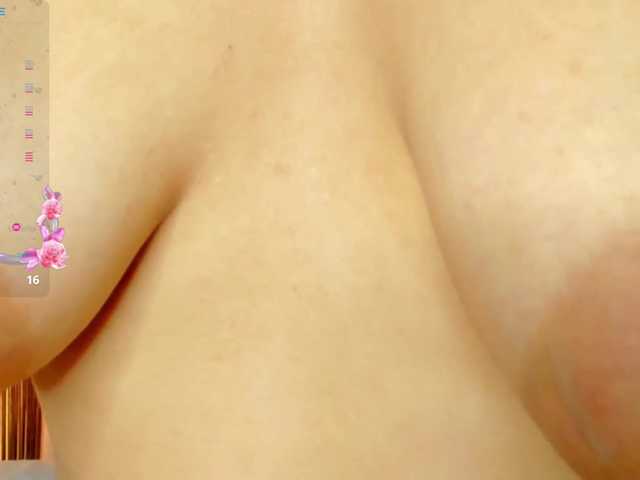 Live sex webcam photo for nicollewwis #290618179