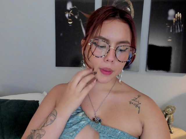 Live sex webcam photo for nicolruizz #288083172