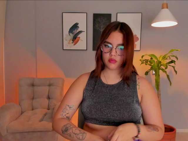 Live sex webcam photo for nicolruizz #288157153