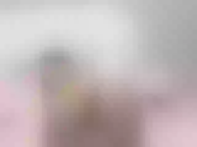 Live sex webcam photo for niihot19 #277225466