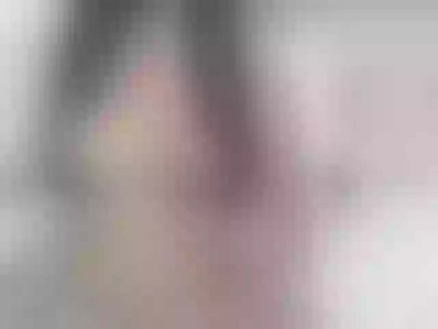 Live sex webcam photo for niihot19 #277321425