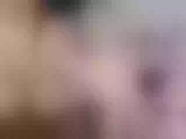 Live sex webcam photo for niihot19 #278052348
