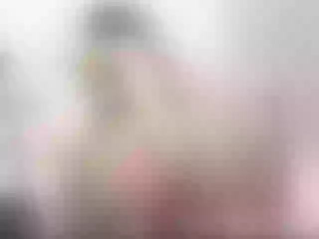 Live sex webcam photo for niihot19 #278062408