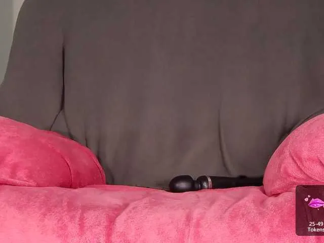 Live sex webcam photo for nikitasunris3 #272519080