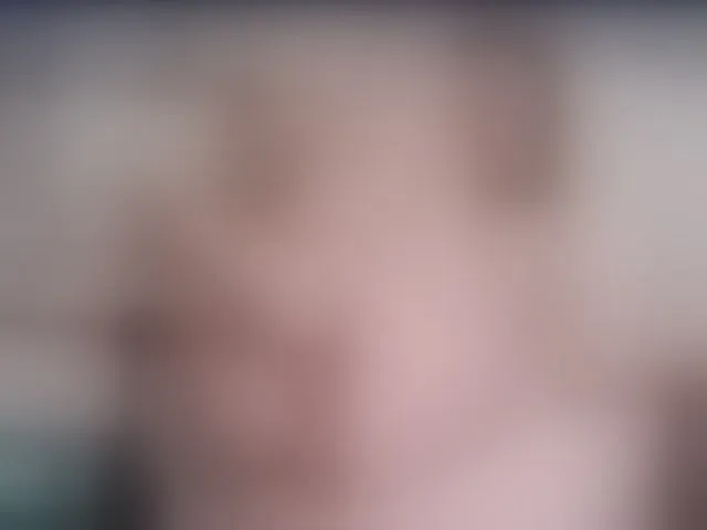 Live sex webcam photo for nikitasunris3 #293470738