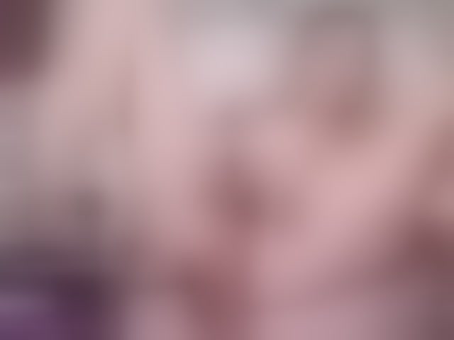 Live sex webcam photo for nikitasunris3 #294333175