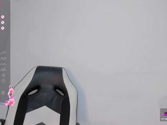 Live sex webcam photo for nikki0204a #277937837