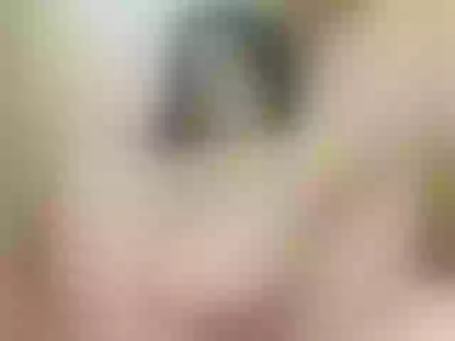 Live sex webcam photo for nikol-32 #278219211