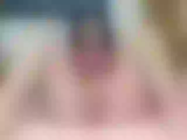 Live sex webcam photo for nikol-32 #284153331