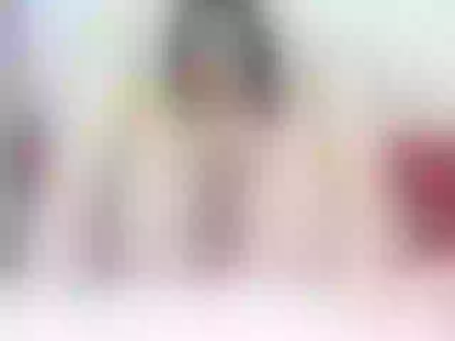 Live sex webcam photo for nikol-32 #289811734