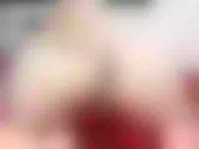 Live sex webcam photo for nikol-32 #289956114