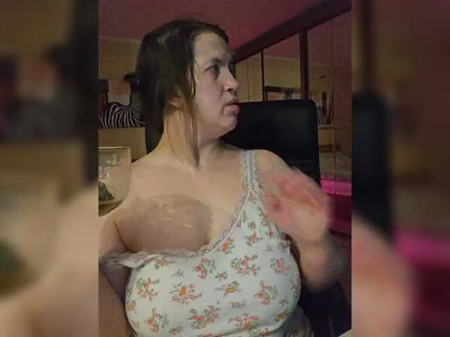 Live sex webcam photo for nimfastar77 #290351209