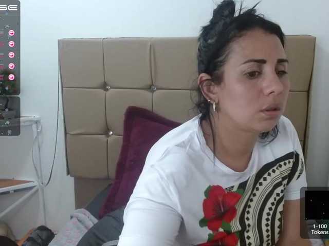 Live sex webcam photo for ninafrefire1 #271877994