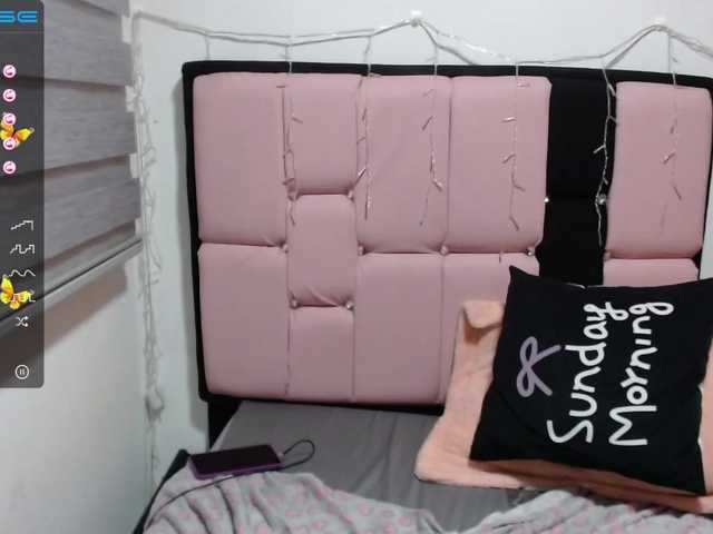 Live sex webcam photo for ninafrefire1 #273388081