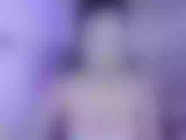 Live sex webcam photo for ninatinydoll #292033467