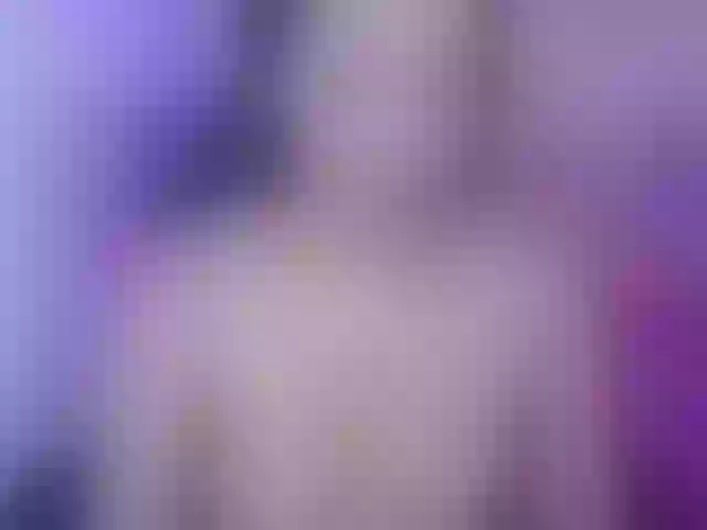 Live sex webcam photo for ninatinydoll #292107681