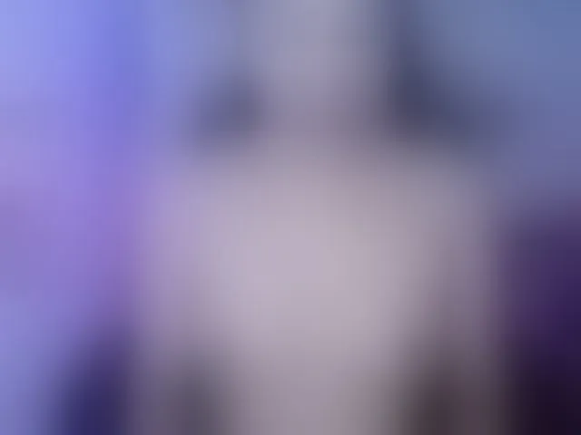 Live sex webcam photo for ninatinydoll #292446895